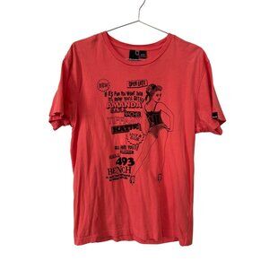 Bench Urbanwear Pinup Girl Graphic Tee Size Large Crewneck Short Sleeve Red